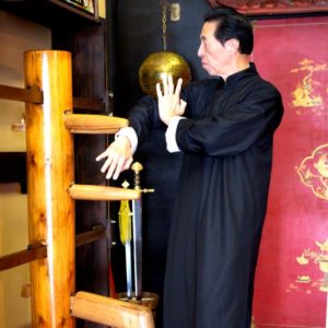 Wing Chun Dummy - Sifu Samuel Kwok